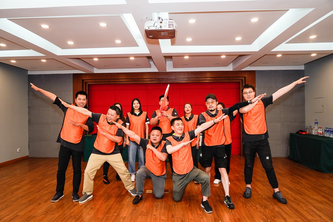0fcda187024b00b874872248fc13d286.jpg 蓝狮在线移动端微商城手机版远程运营控制中心