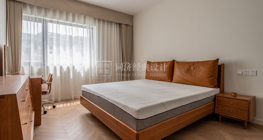 蓝狮在线文体卫生产业设备集采综合服务平台图片